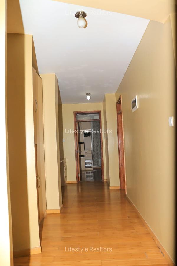 Furnished 3 Bed Apartment with En Suite at Rosewood Avenue - 15