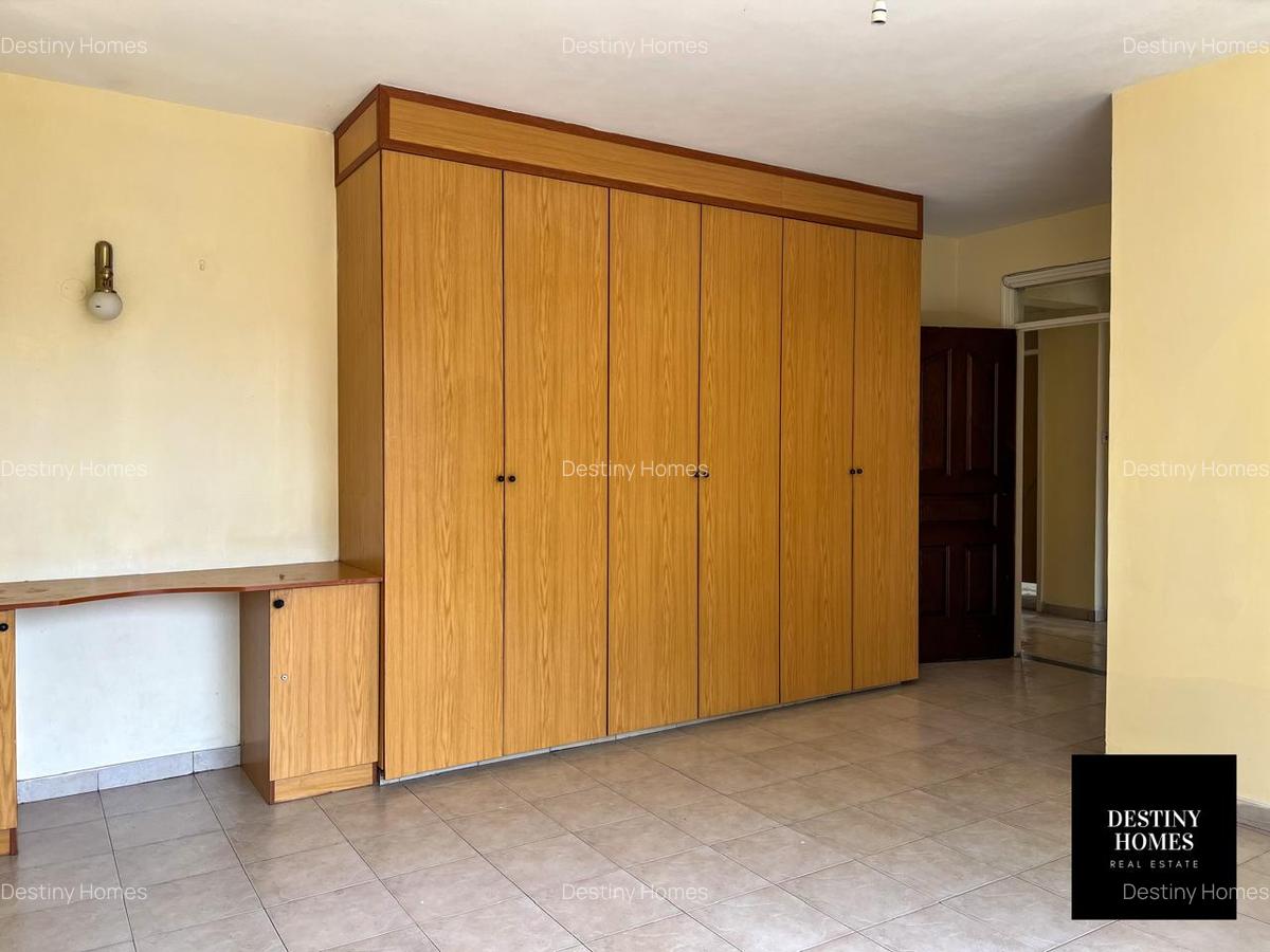 3 Bed Apartment with En Suite in Kileleshwa - 8