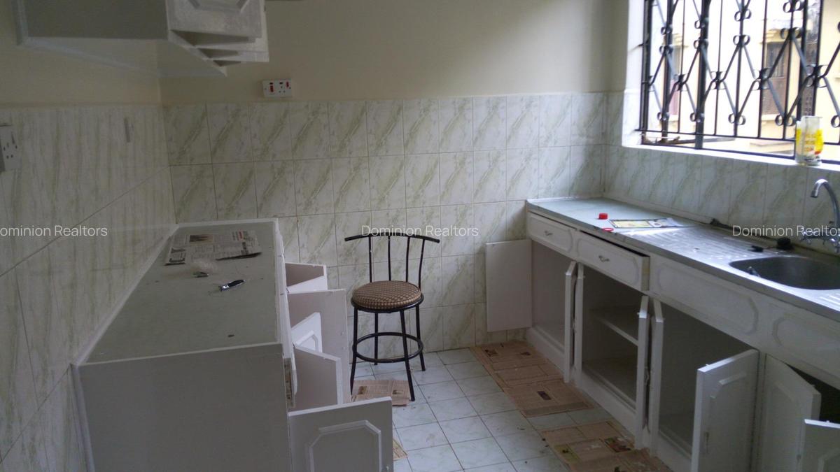 3 Bed Apartment with En Suite in Westlands Area - 18