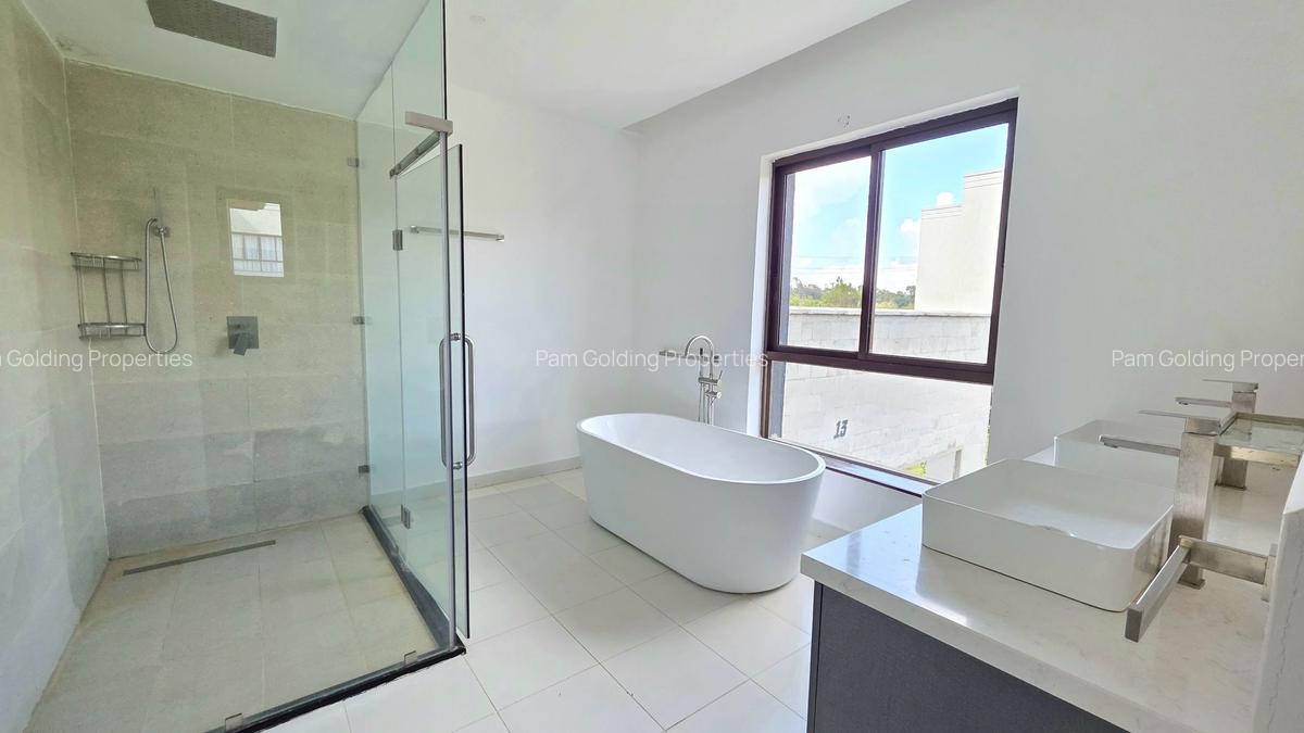 5 Bed House with En Suite in Karen - 13