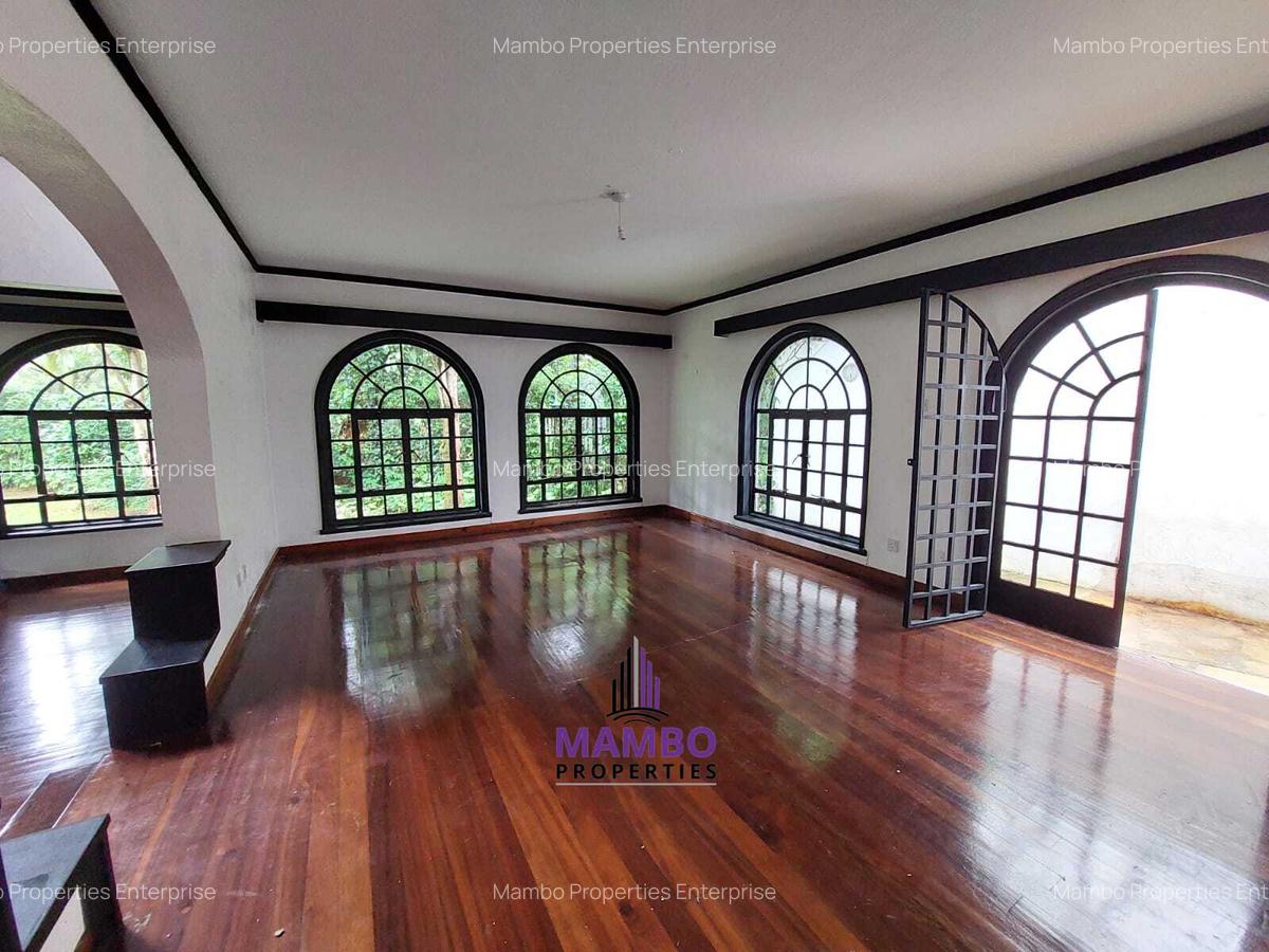 4 Bed Townhouse with En Suite at Riverside Dr - 6