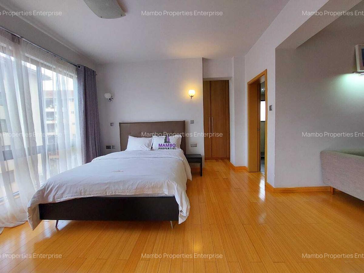 Serviced 2 Bed Apartment with En Suite at Brookside Drive - 16