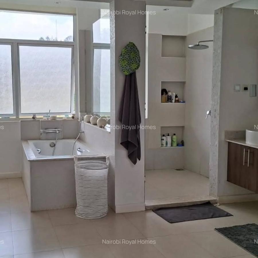 4 Bed Townhouse with En Suite at Spring Valley - 6