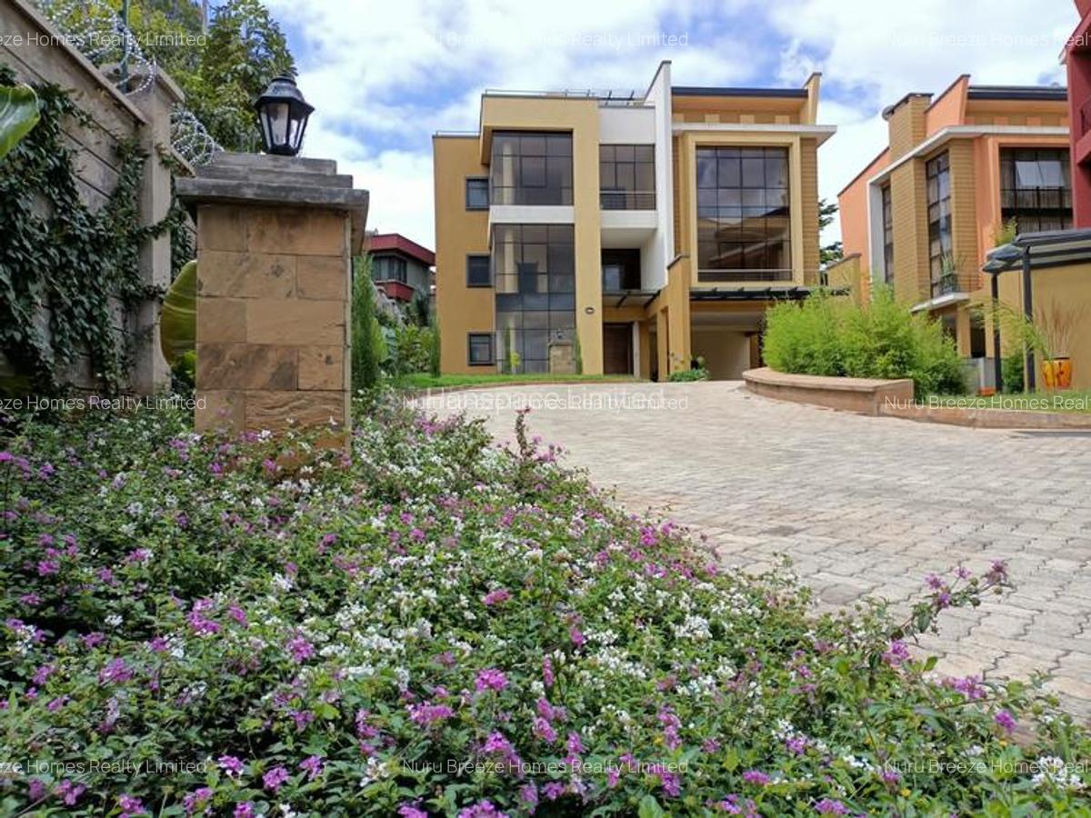 5 Bed Townhouse with En Suite in Lavington - 14
