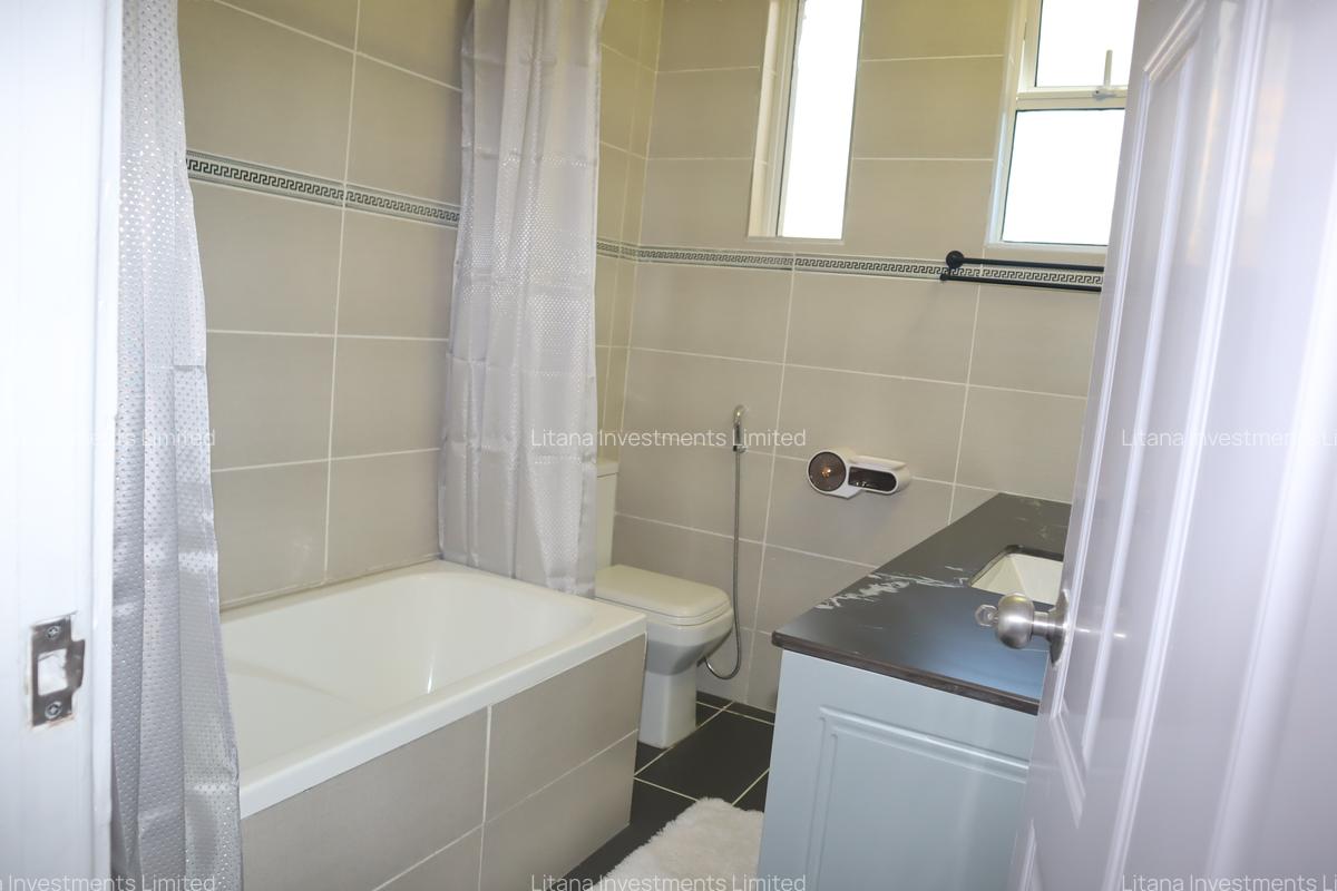 5 Bed Townhouse with En Suite at Olkeri - 9