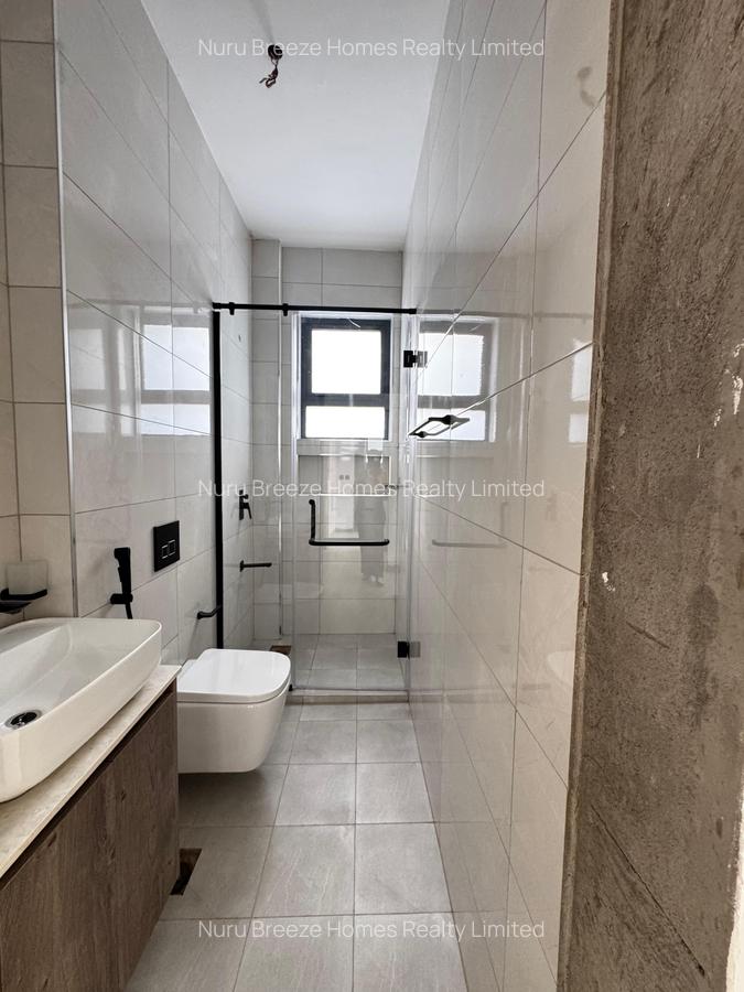 2 Bed Apartment with En Suite in Brookside - 7