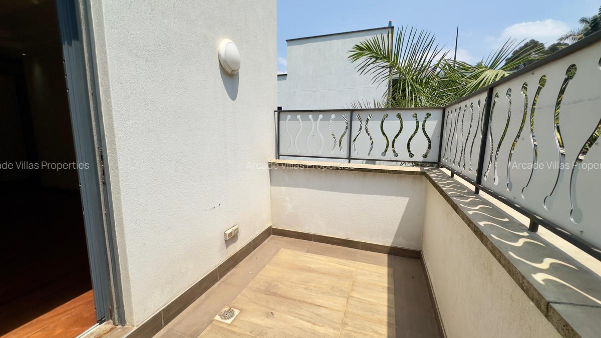 7 Bed Townhouse with En Suite at Kitisuru - 17