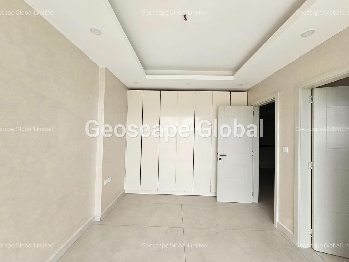 4 Bed Apartment with En Suite in Westlands Area - 9