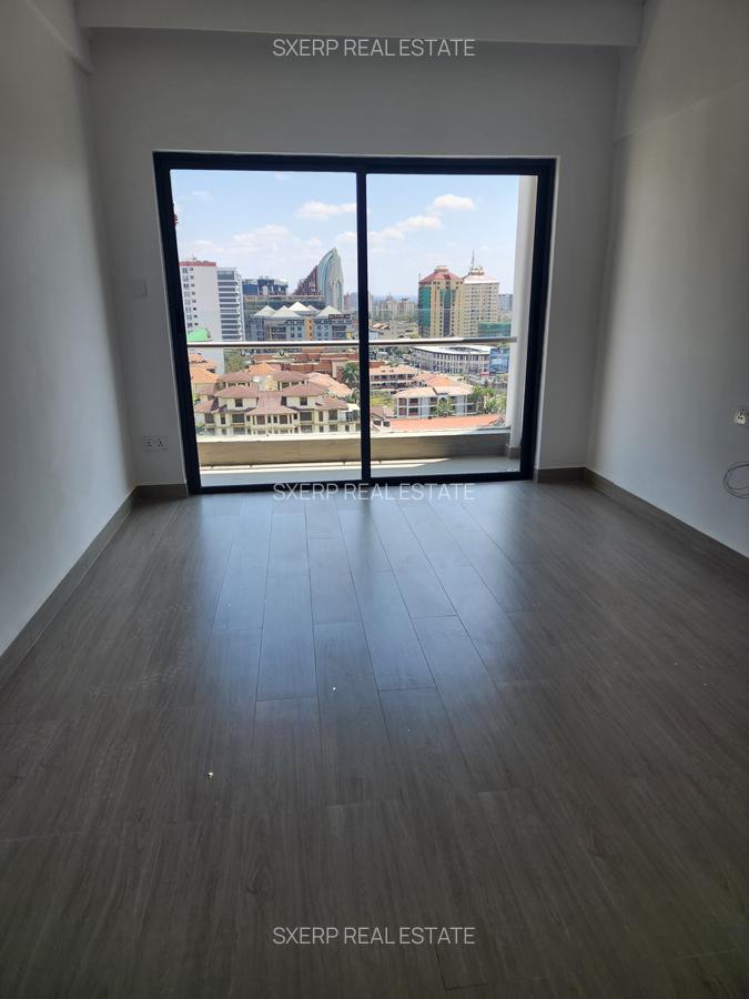 1 Bed Apartment with En Suite at Kindaruma Road - 17