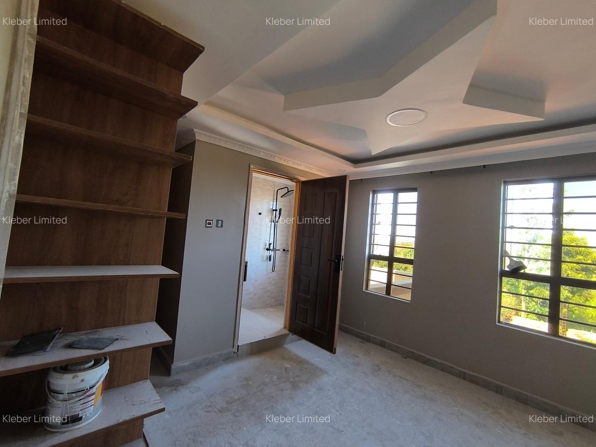 4 Bed House with En Suite in Ruiru - 12