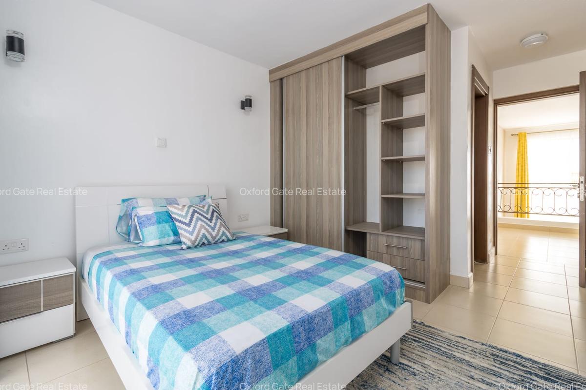 5 Bed Townhouse with En Suite at Muthama Raod - 5