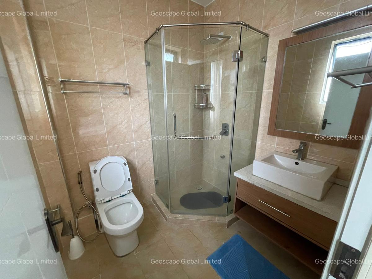 3 Bed Apartment with En Suite in Brookside - 8