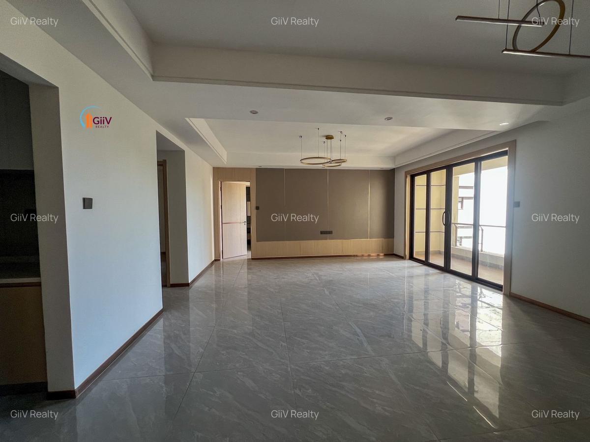 2 Bed Apartment with Swimming Pool in Riverside - 3