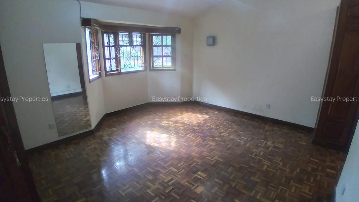 Commercial Property with Service Charge Included in Kilimani - 5