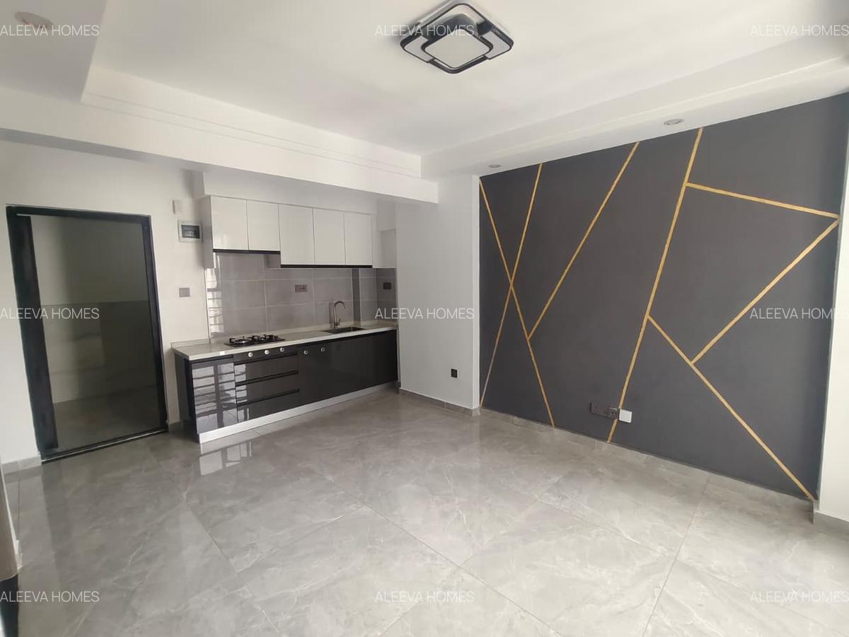1 Bed Apartment with En Suite in Lavington - 2