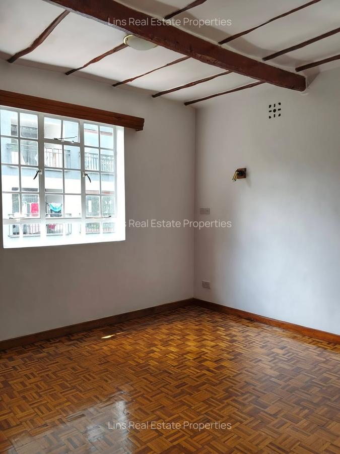 2 Bed Apartment with En Suite in Westlands Area - 11