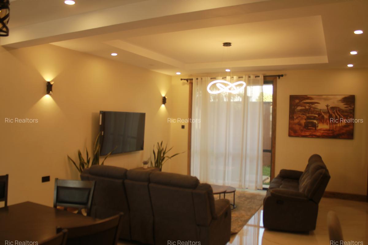 4 Bed Townhouse with En Suite at Banana (Raini Road) - 7