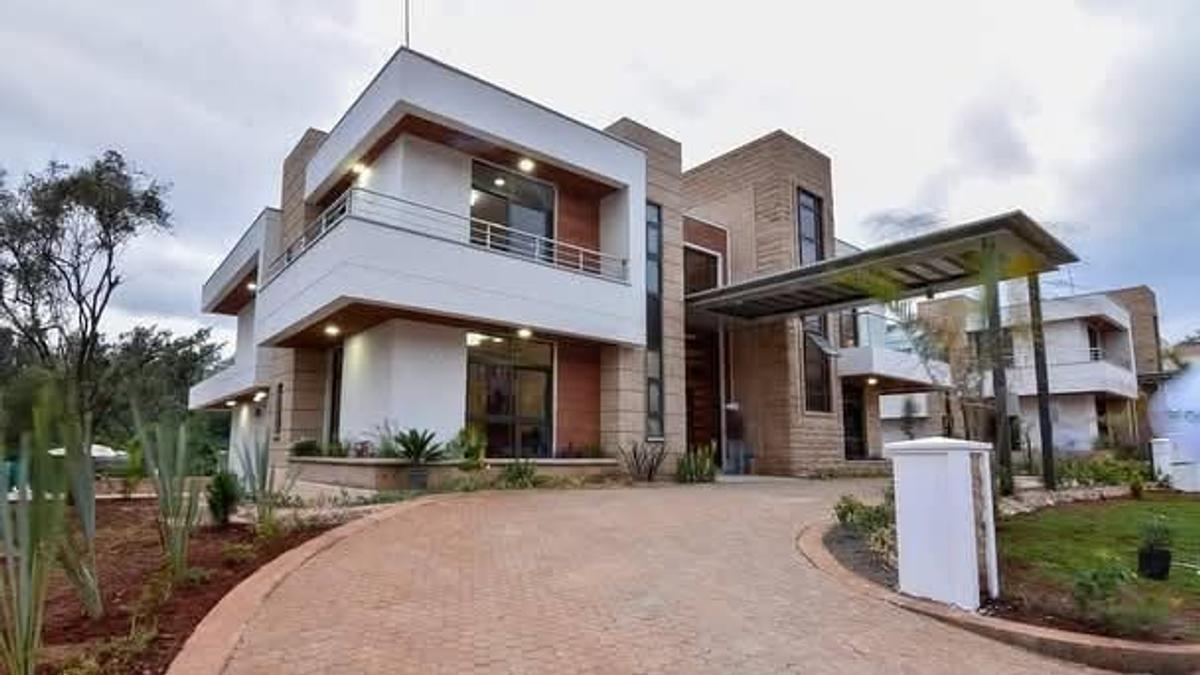 5 Bed Villa with En Suite in Karen - 2