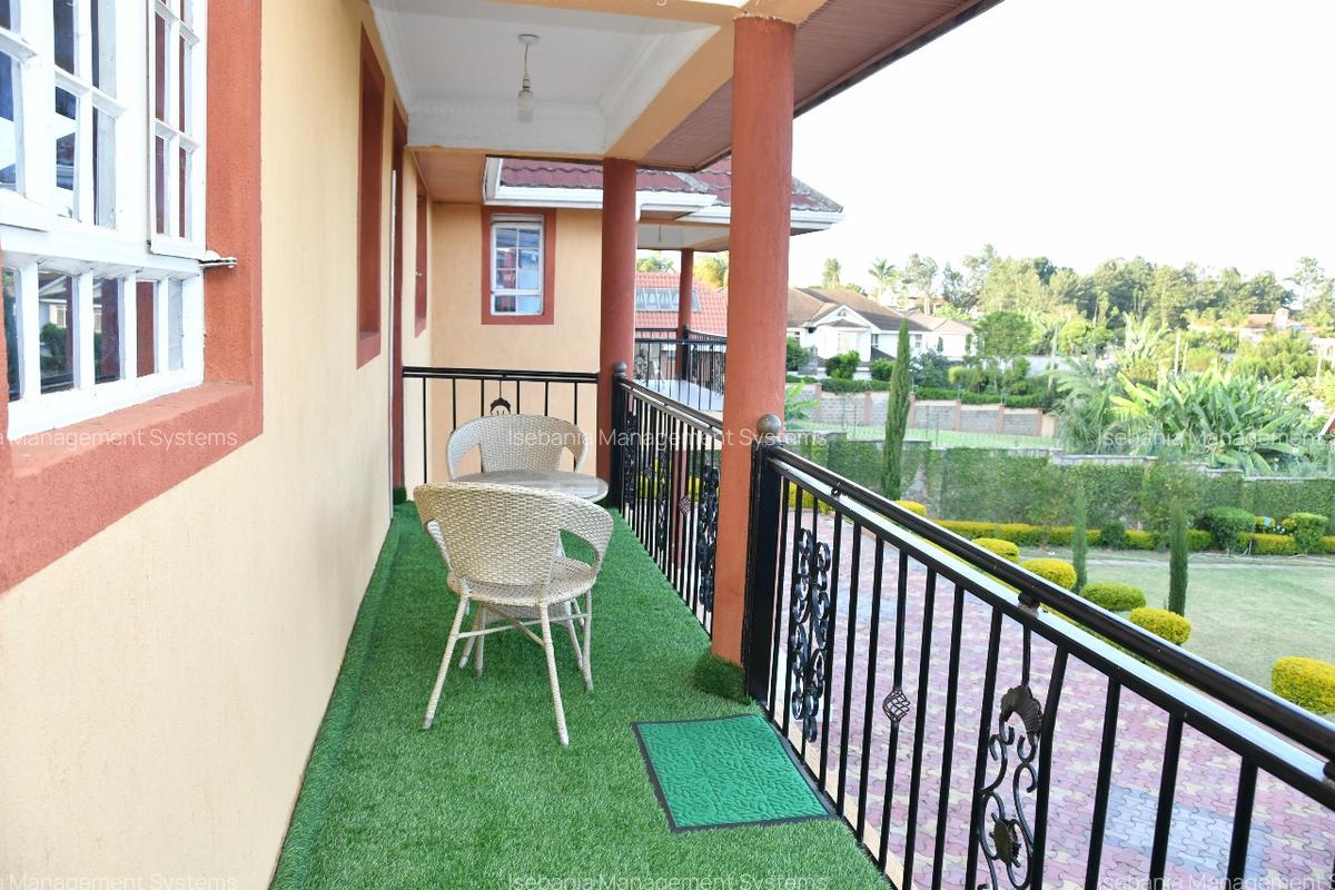 8 Bed House with En Suite at - 5