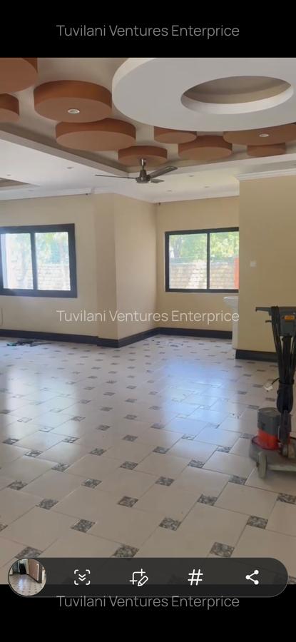 5 Bed House with En Suite at Nyali Mombasa - 6