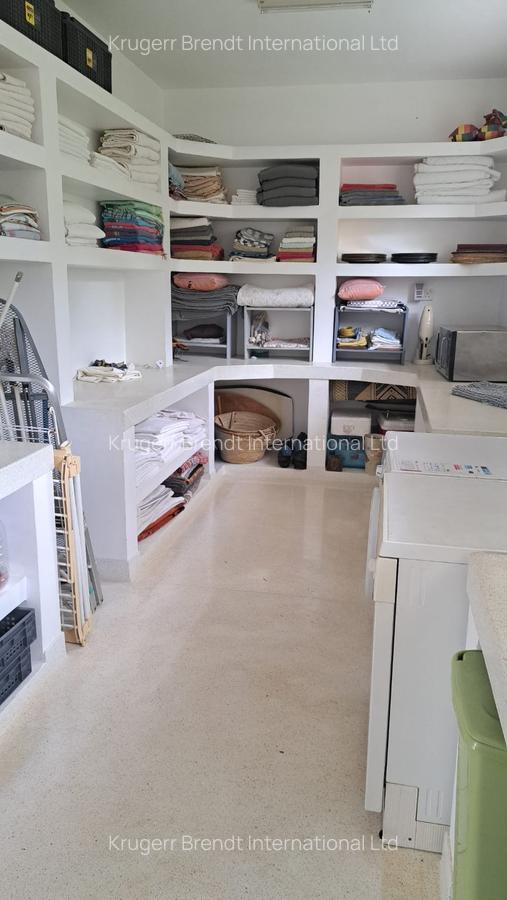 4 Bed Villa with En Suite in Vipingo - 3