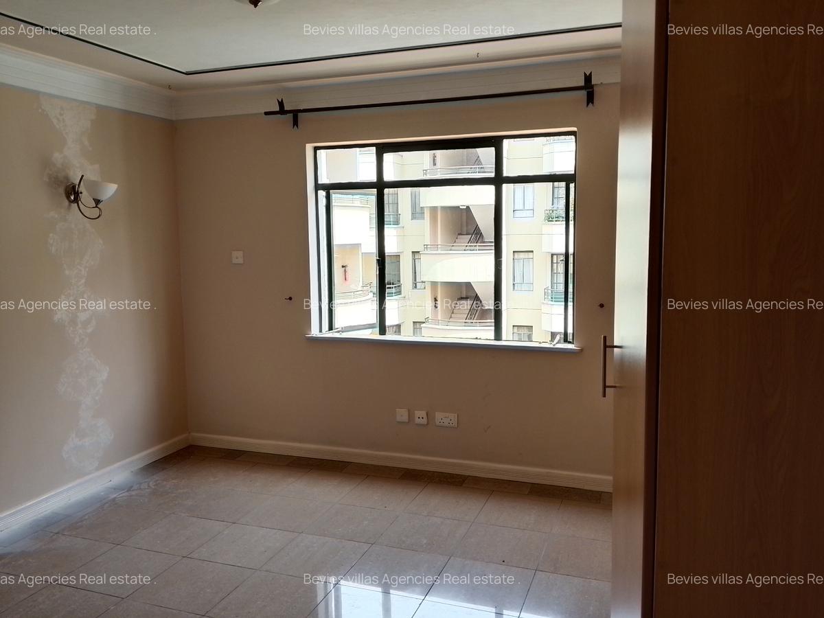 1 Bed Apartment with En Suite at Westlands - 7