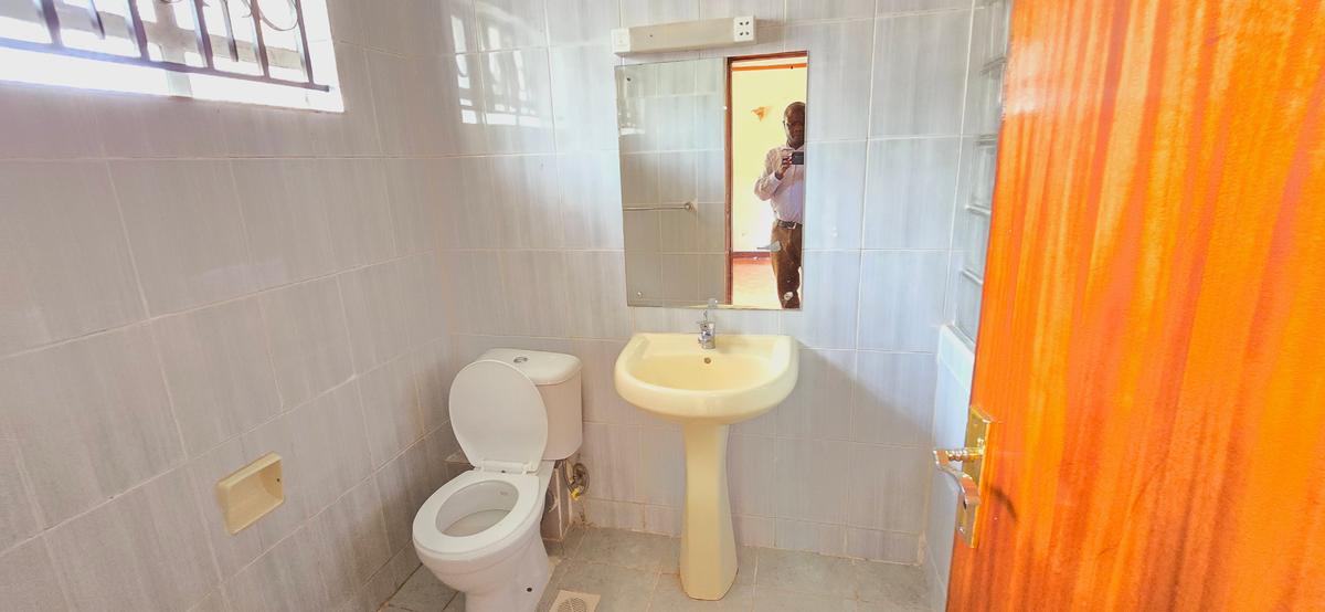 5 Bed Townhouse with En Suite at Mugumo Road - 5