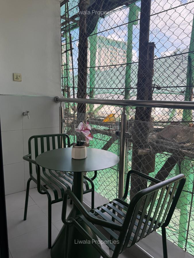 2 Bed Apartment with En Suite in Westlands Area - 11