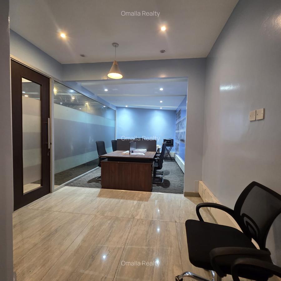 Commercial Property with Service Charge Included in Rosslyn - 8