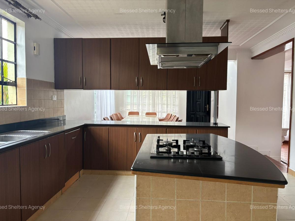 4 Bed Villa with En Suite in Kiambu Road - 13