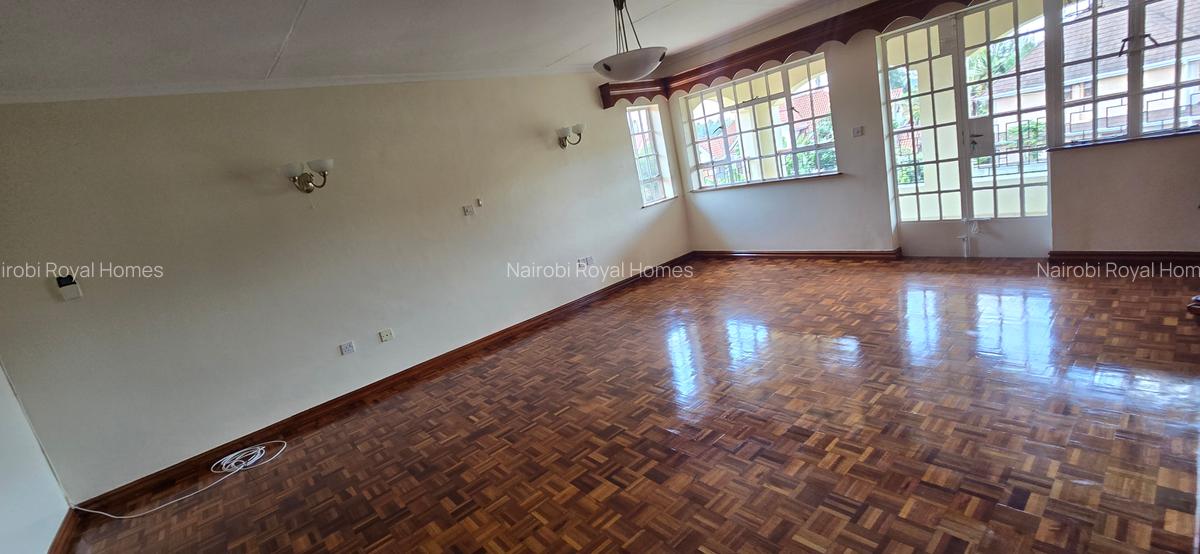 6 Bed House with En Suite at Runda Road - 18