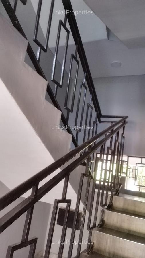 2 Bed Apartment with En Suite at Gataka Road - 7