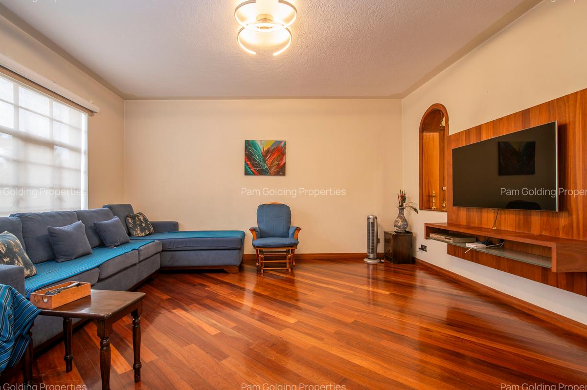 4 Bed Apartment with En Suite at General Mathenge - 4