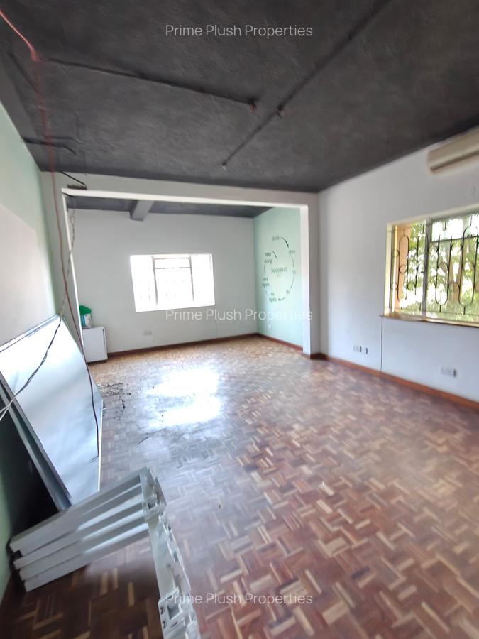 Commercial Property with Parking in Westlands Area - 12