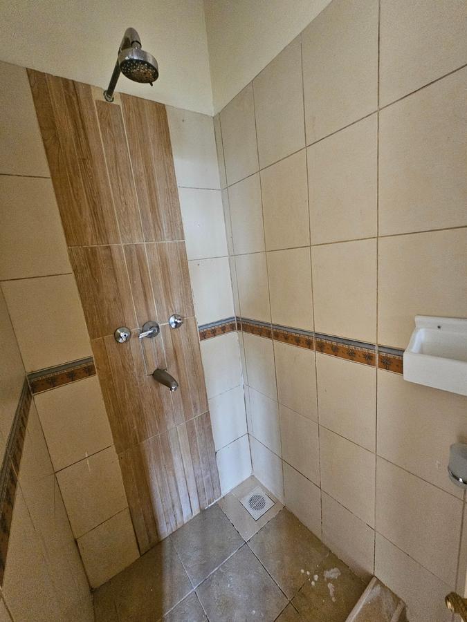 2 Bed Apartment with En Suite at Kilimani - 15