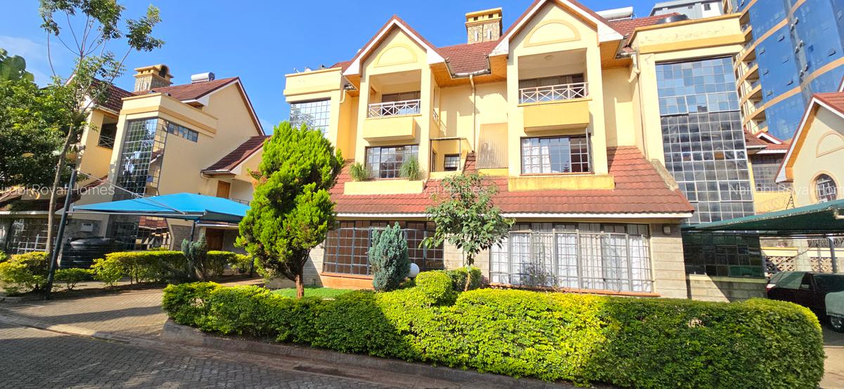 5 Bed Townhouse with En Suite at Lavington Green - 1