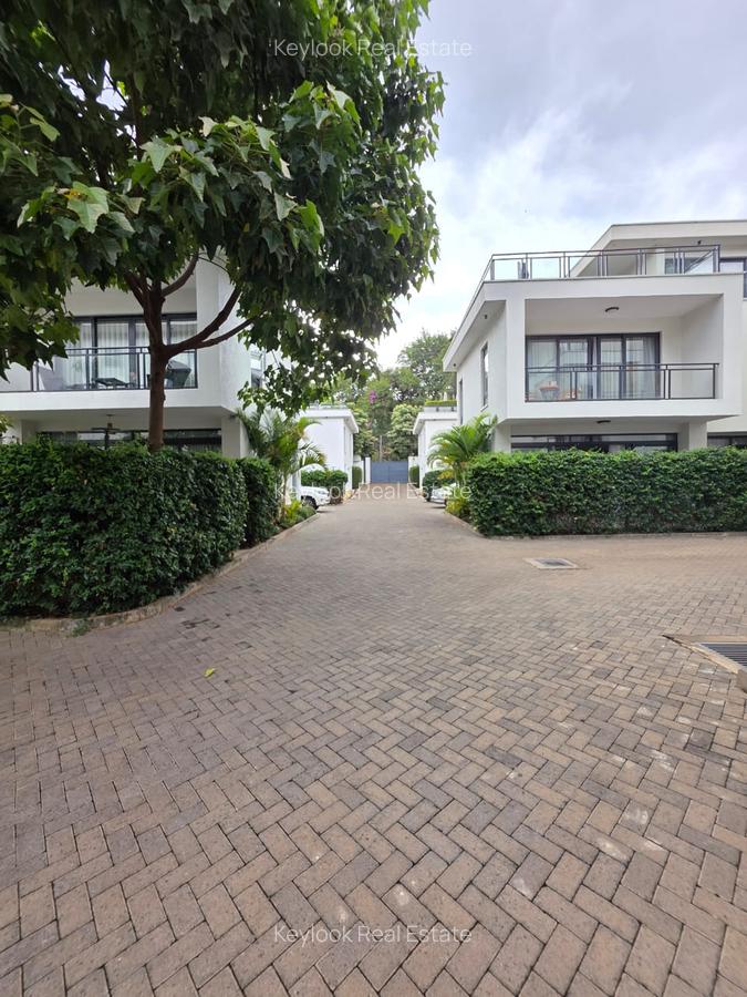 5 Bed Townhouse with En Suite at Off James Gichuru - 2
