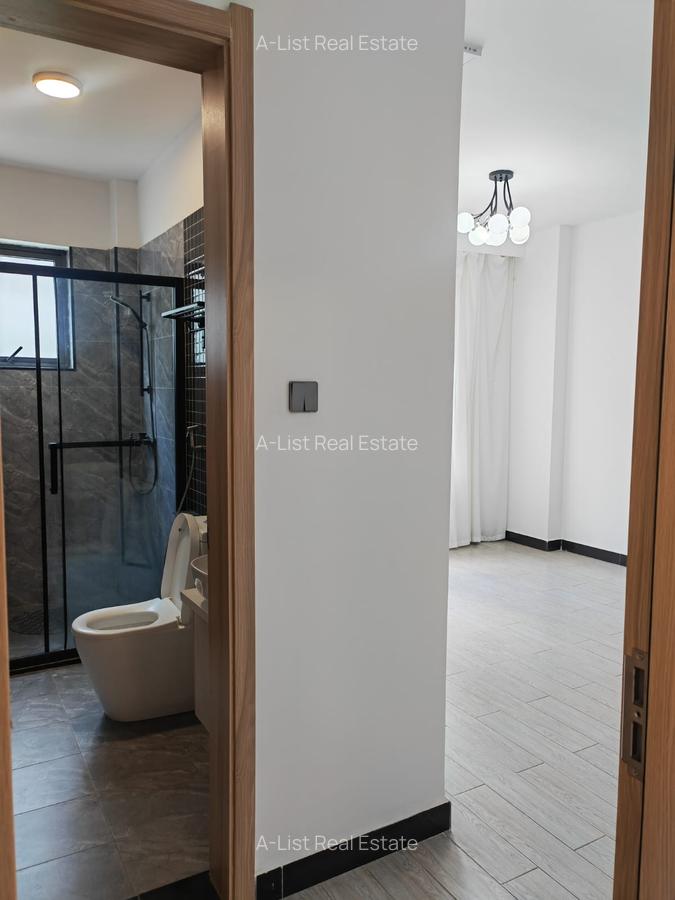 2 Bed Apartment with Swimming Pool at Wood Avenue - 6