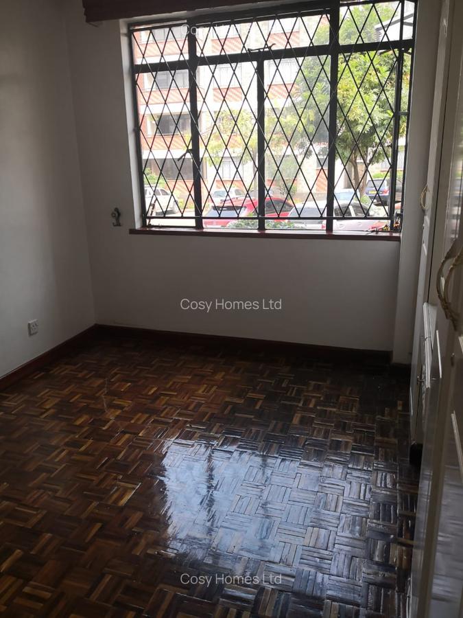 3 Bed Apartment with En Suite at Argwings Kodhek Rd - 4