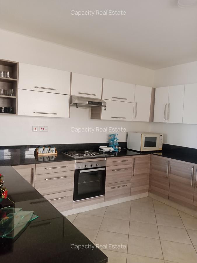 Serviced 2 Bed Apartment with En Suite in Westlands Area - 18