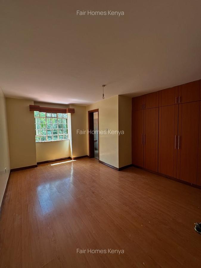 4 Bed Townhouse with En Suite at Chalbi Drive - 14