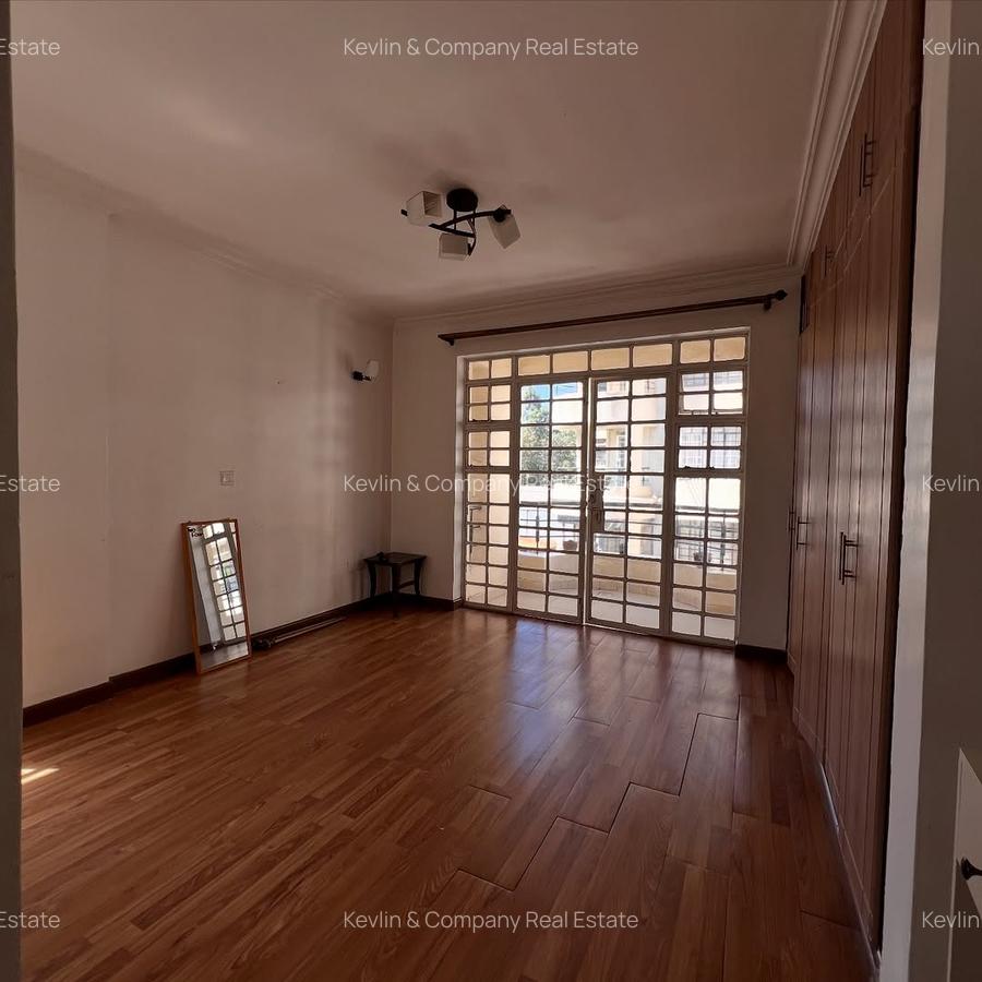 3 Bed Apartment with En Suite in Lavington - 7