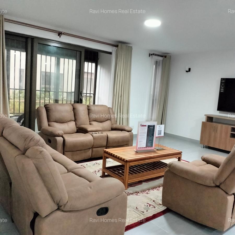 2 Bed Apartment with En Suite in Lavington - 18