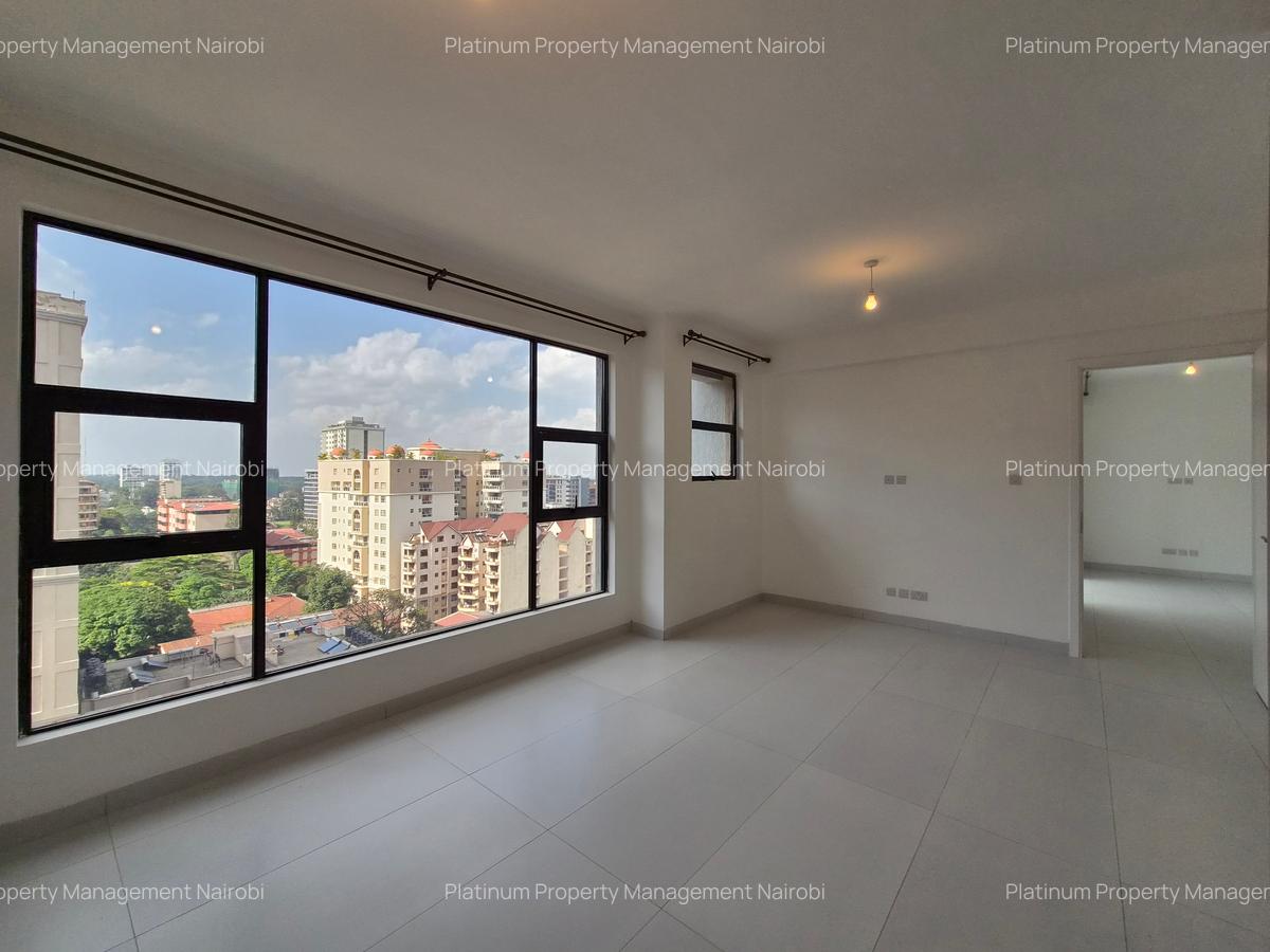 3 Bed Apartment with En Suite at Second Parklands - 1