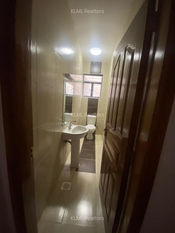 2 Bed Apartment with En Suite at Kindaruma Road - 4