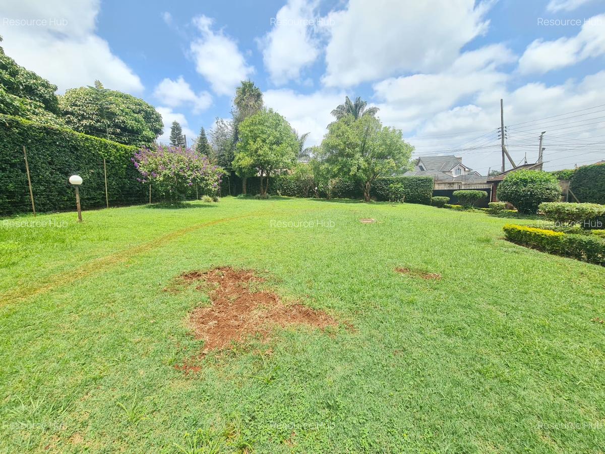 4 Bed House with En Suite at Runda - 4