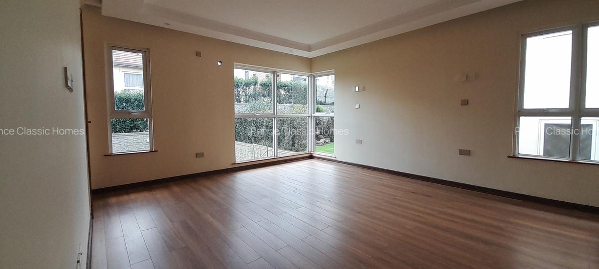 5 Bed Townhouse with En Suite in Kiambu Road - 3