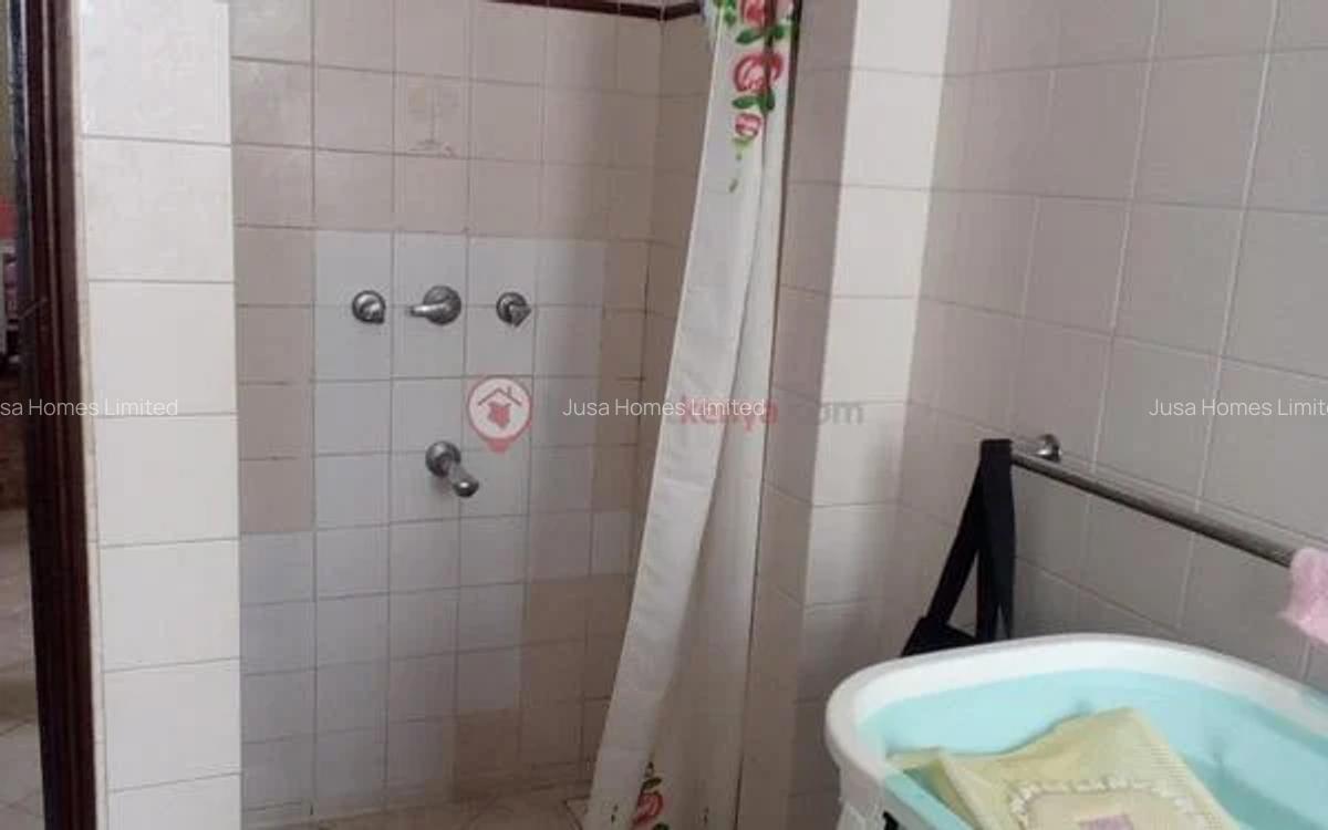 5 Bed House with En Suite in Riverside - 7