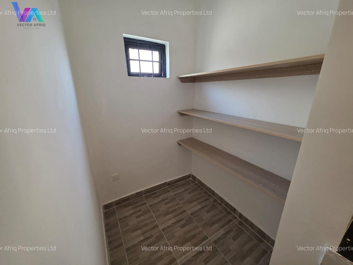 3 Bed House with En Suite in Kitengela - 6