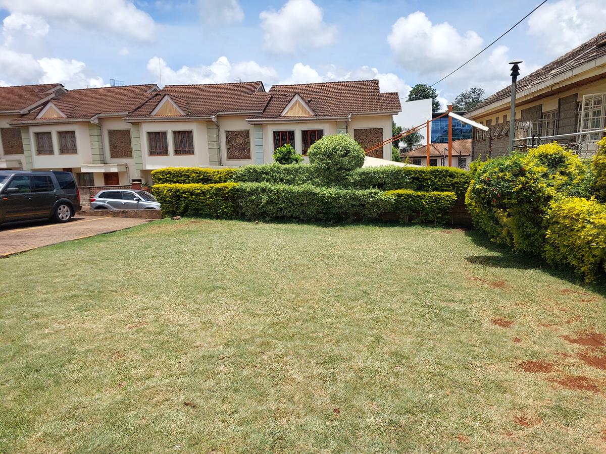 4 Bed Townhouse with En Suite at Musa Road - 7